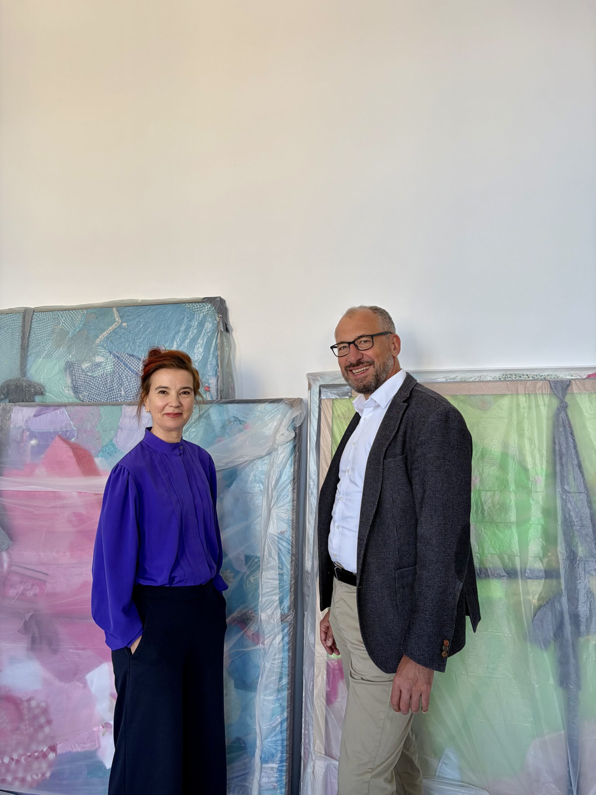 »THREADS OF LIFE. Corina Gertz & Hannah Maria Schmutterer«